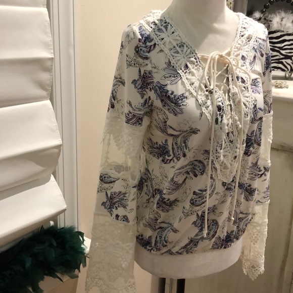 White House Black Market top. Never worn - Picture 5 of 6